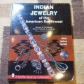 ギフトアイテム20〜　洋書　「INDIAN JEWELRY of the American Southwest」　1996年発行ペーパーブック