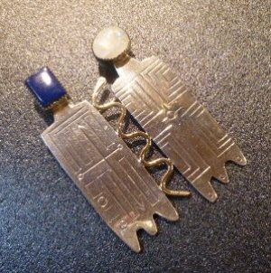 画像1: San Juanプエブロ　Mike・Bird-Romero　18Kゴールドスネーク&ラピスラズリ&シェル付　2シャーマン型ピンブローチ