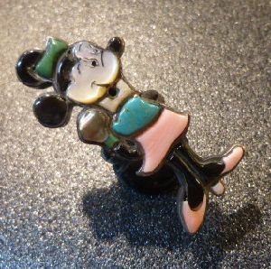 画像1: ズニ　Carol・Kee　70S　Usedポーン　インレイ　全身ミニーマウス　リング10号
