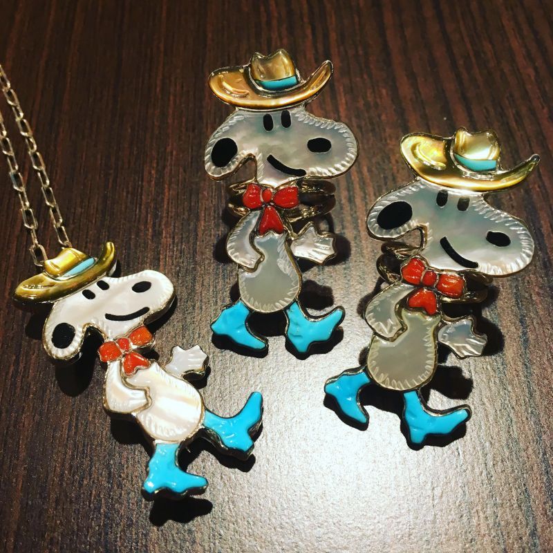 当店のみの限定ポーズとして別注オーダーしましたズニ族「Andrea 